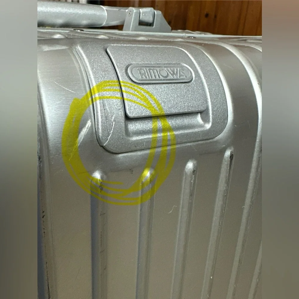 Rimowa Topas ALUMINUM 32
